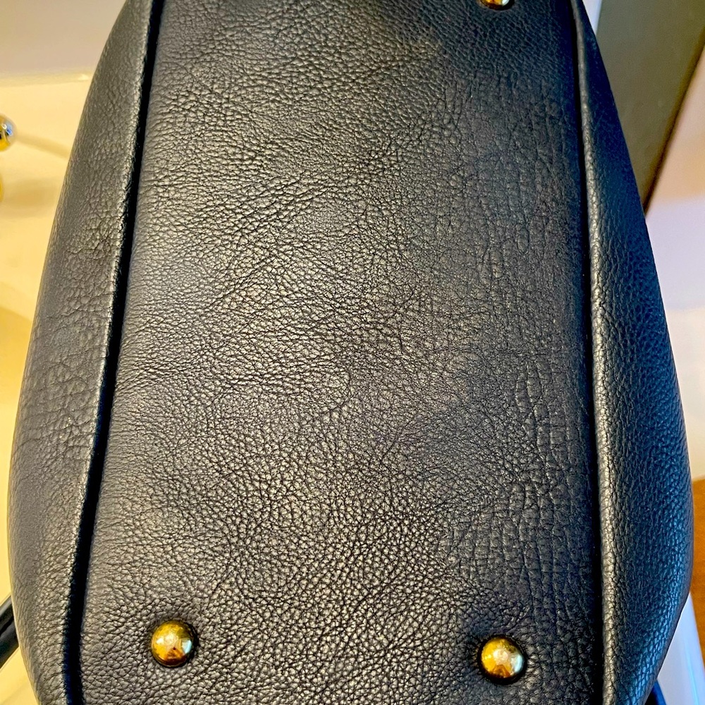Black Rivet brand, blue leather purse from Wilsons Leather - Picture 5 of 7